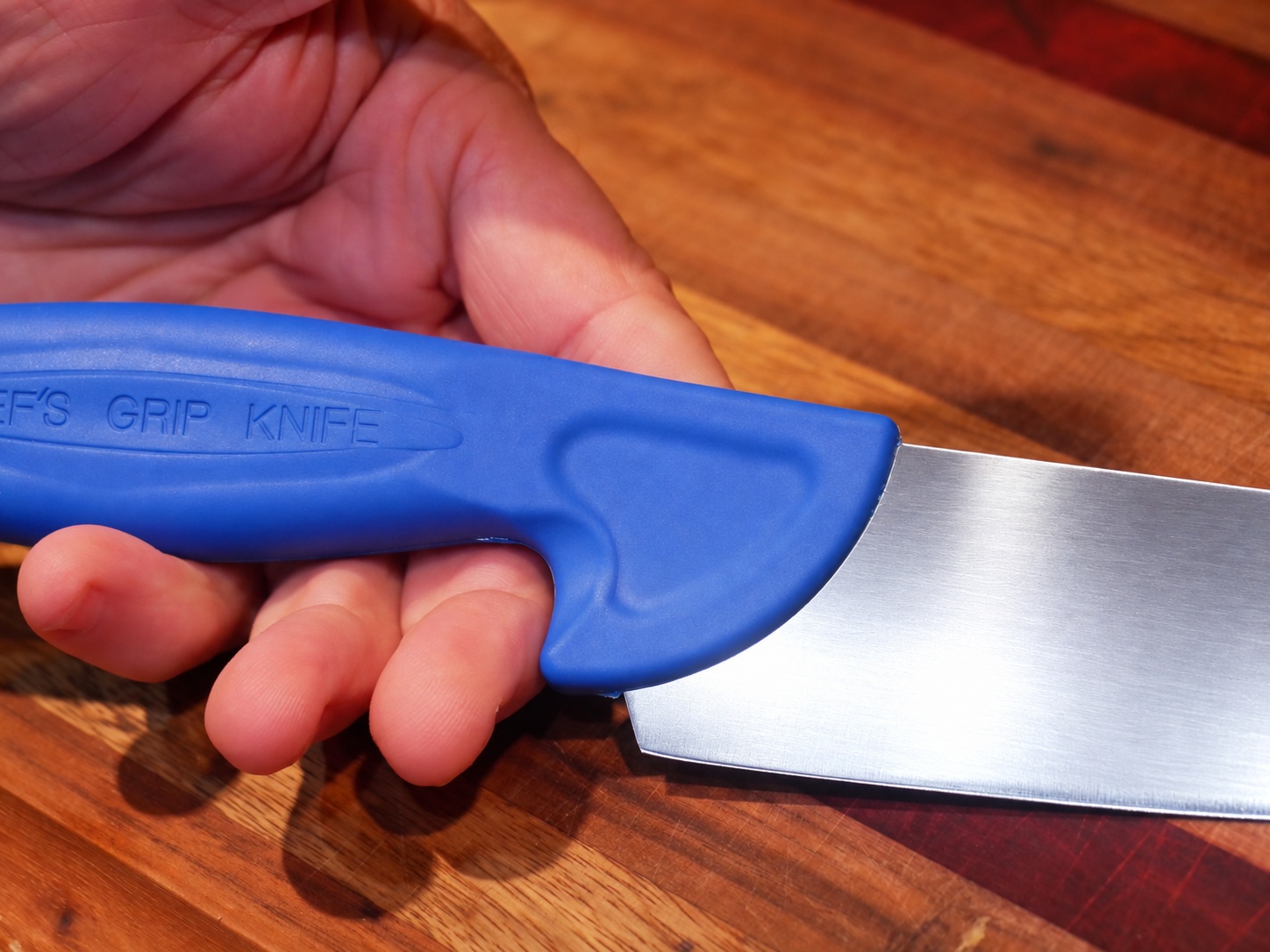 Chef's Grip handle in hand